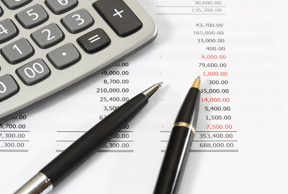 Cesta básica e vale-alimentação: qual o melhor para sua empresa?