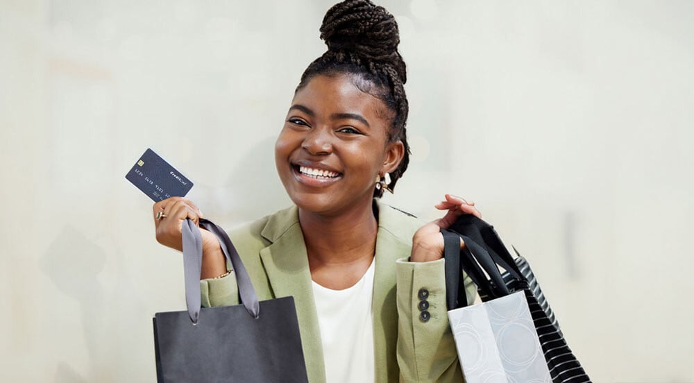 mulher_bolsas_cartao_presente_sem_parar_empresas