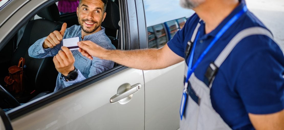 Por que oferecer um cartão vale combustível no seu posto?