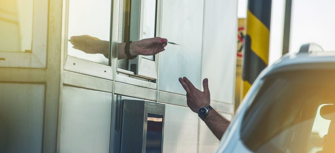 Pedágio aceita cartão? Entenda agora as alternativas